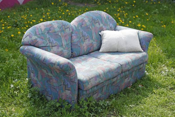 Couch Disposal in Renton